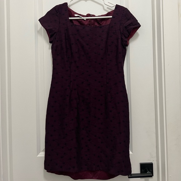 A purple dress from Susan Ives in perfect condition. Size 6 - Picture 1 of 3
